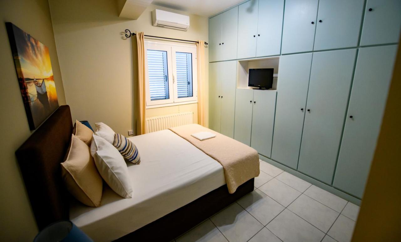 Pessada Bay Studios And Apartments Pesádha Exterior photo